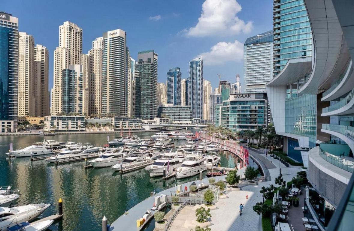 Dubai Marina Larivera Bagian luar foto